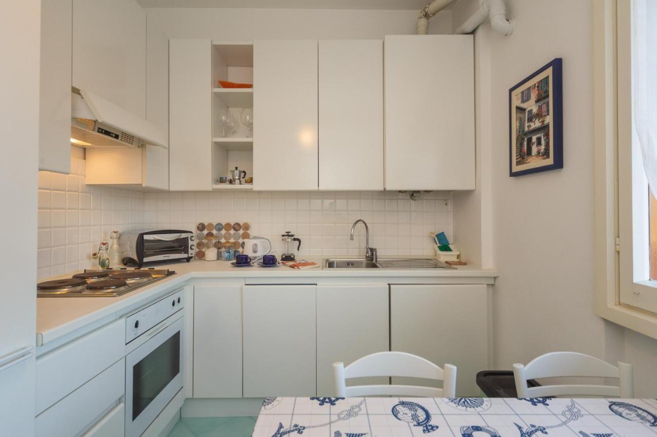 Casa Linda Vista Da Sogno, Piscina E Tennis 拉帕洛 外观 照片