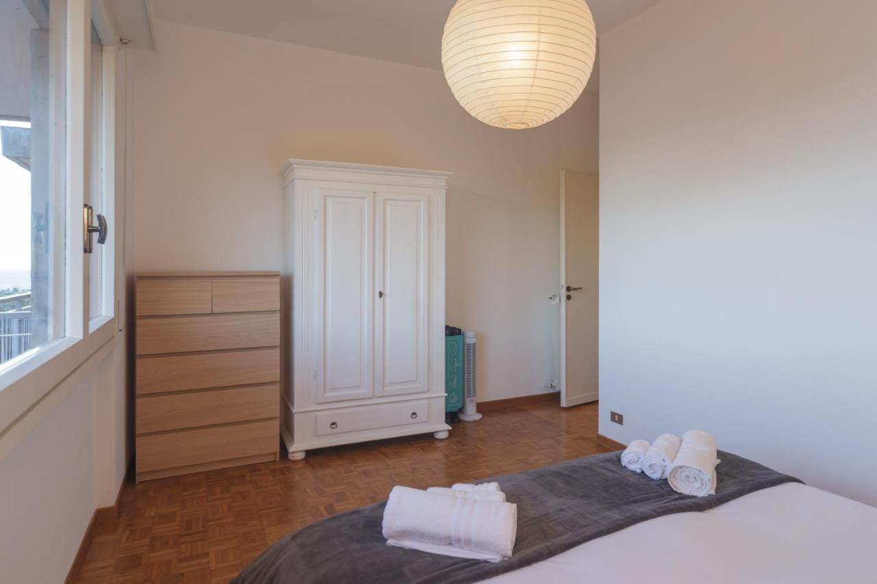 Casa Linda Vista Da Sogno, Piscina E Tennis 拉帕洛 外观 照片