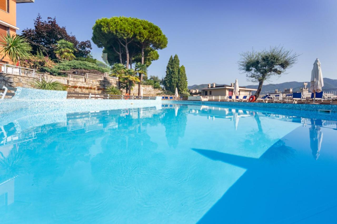 Casa Linda Vista Da Sogno, Piscina E Tennis 拉帕洛 外观 照片